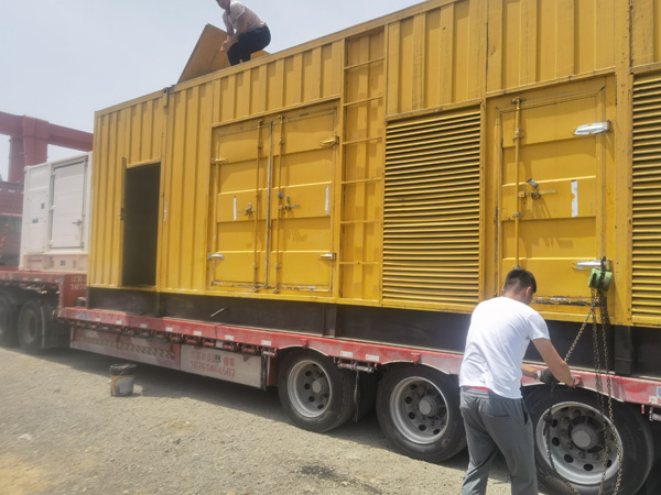 泌阳除了负载情况和发动机维护，还有哪些因素会影响 200kw 柴油发电机的油耗？