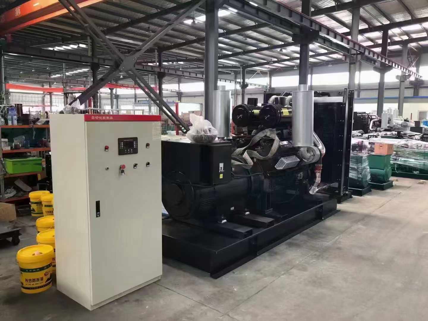 泌阳柴油发电机运行时的噪音和振动水平如何？